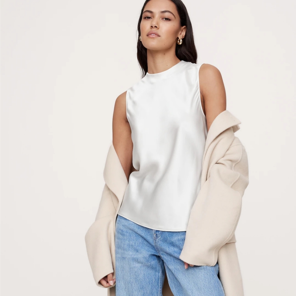 Banana Republic Signature Silk Tank  medium NWT $120